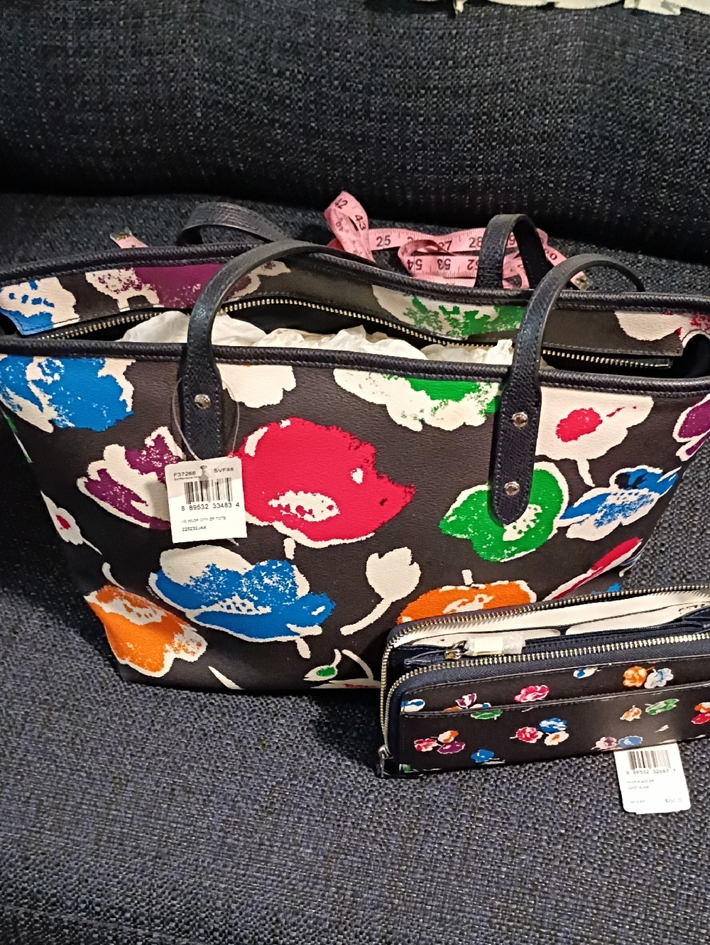 Coach Large Wildflower City Zip Tote And Matching Zip Around Wallet